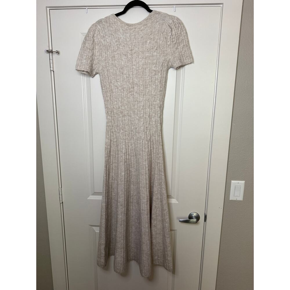 Altar’d State Sz L Knit Maxi Dress Oatmeal Beige Cable Knit Pleated Cap Sleeve - Picture 9 of 10